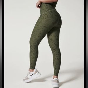 NWT Spanx XS Booty Boost® Active Crushed 7/8 Leggings Crushed Canopy